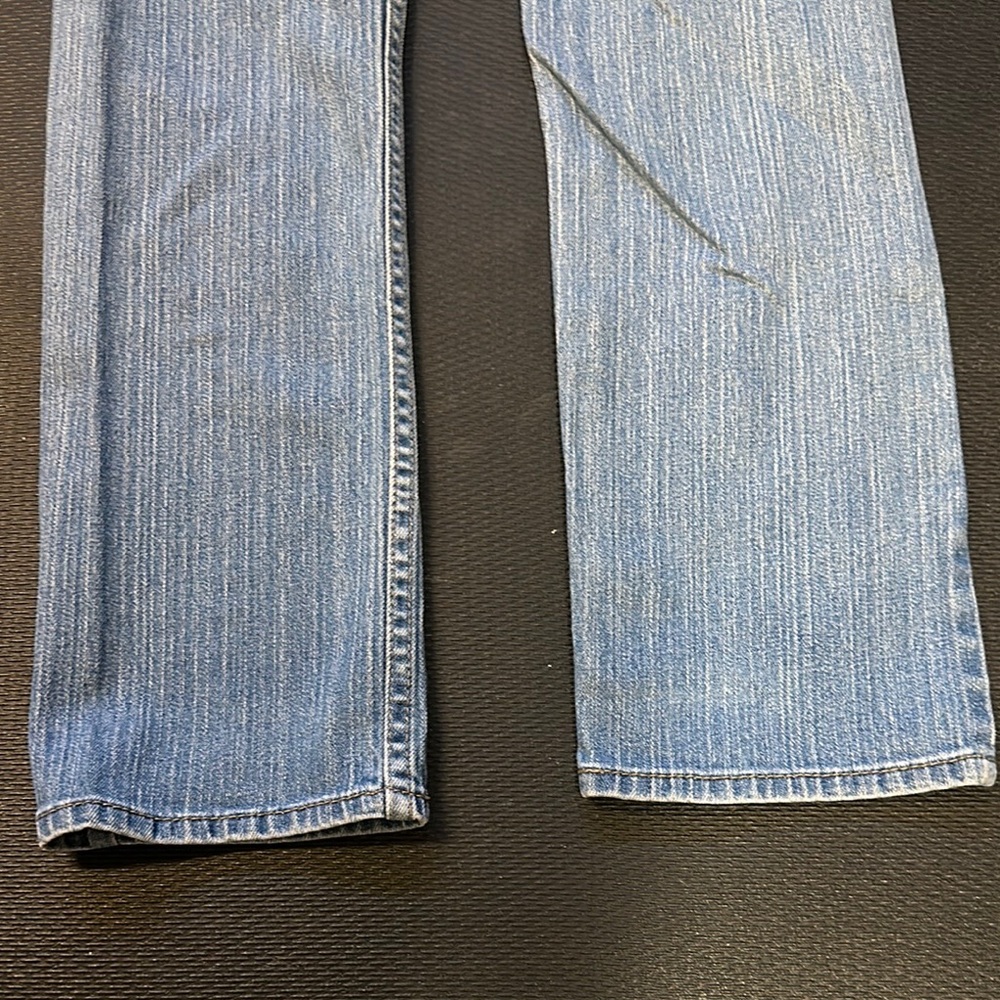 Levi's Men's Blue Jeans - Picture 5 of 9